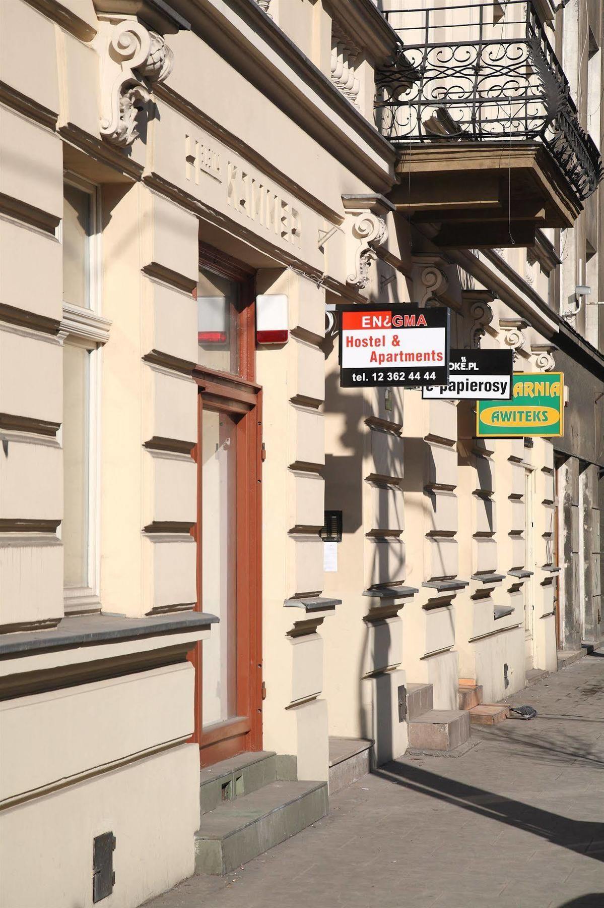 Enigma Hostel